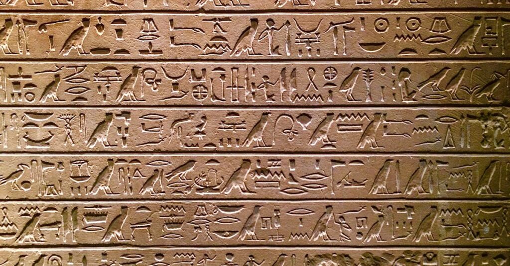 Czym są hieroglify i dlaczego mają tak ogromne znaczenie?