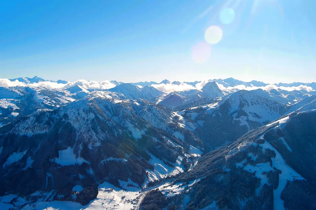 Czym jest Sellaronda w Alpach i co czyni ją wyjątkową?