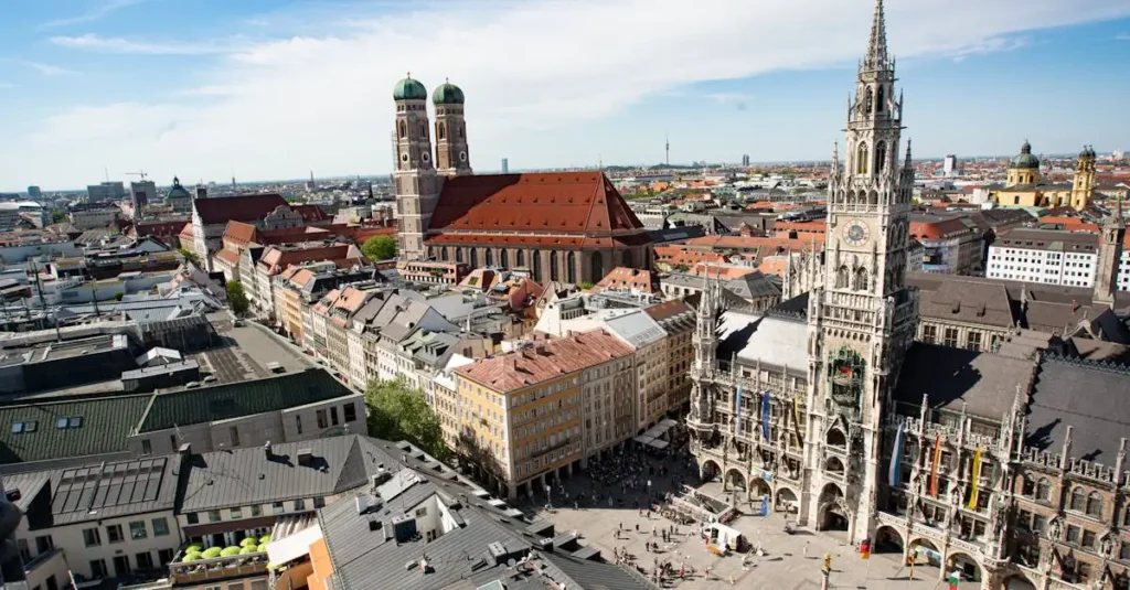 Które miasto w Niemczech organizuje Oktoberfest?
