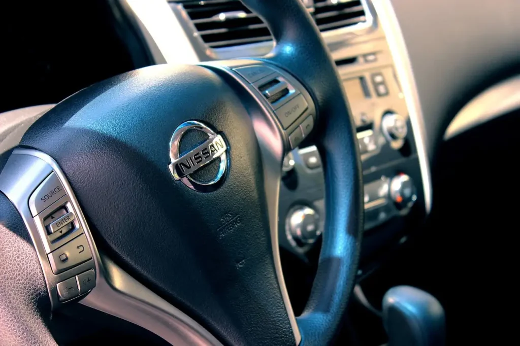 Jakie jest pochodzenie marki Nissan z Japonii?