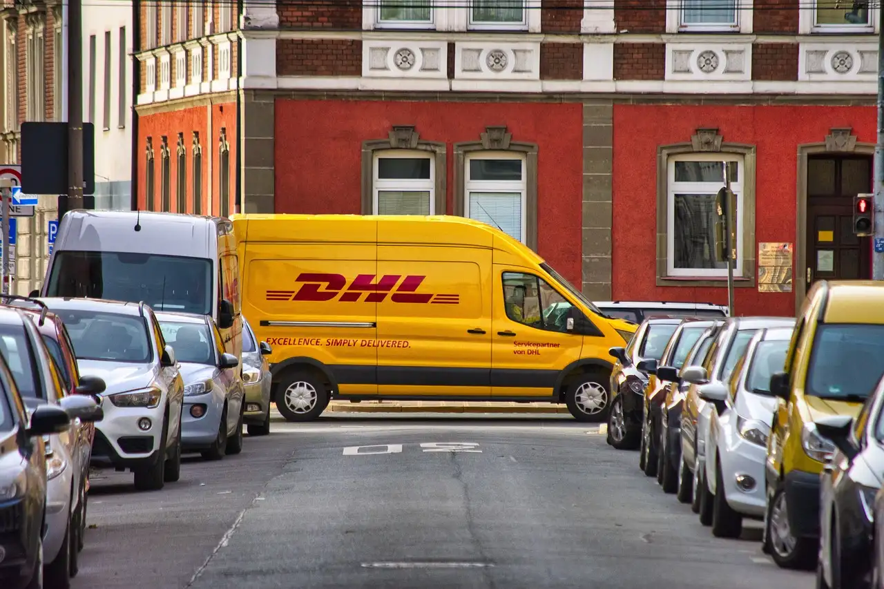 Jakie są kluczowe momenty w historii DHL w Niemczech?