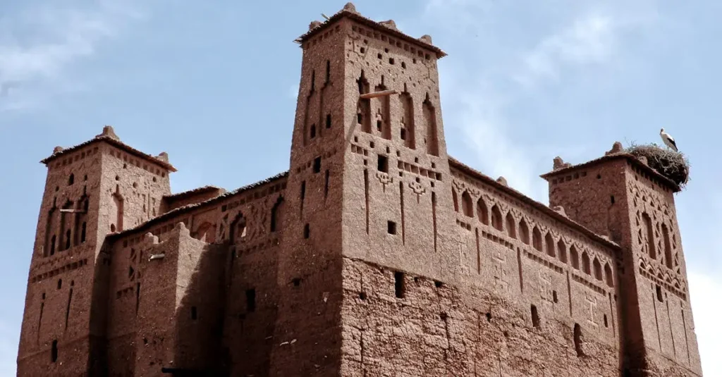 Dlaczego Ouarzazate to filmowa stolica Maroka?