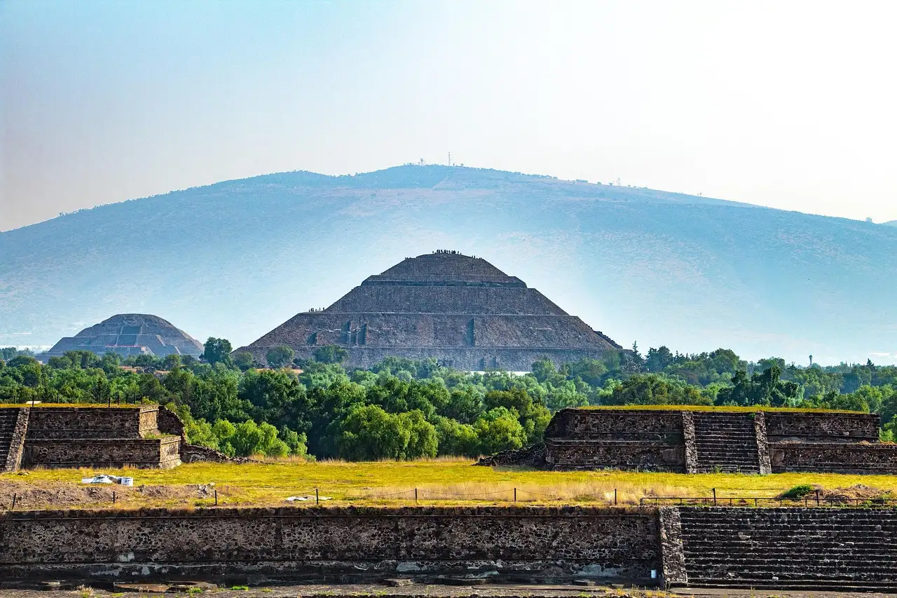 Jak Aztekowie zbudowali Tenochtitlán na jeziorze?