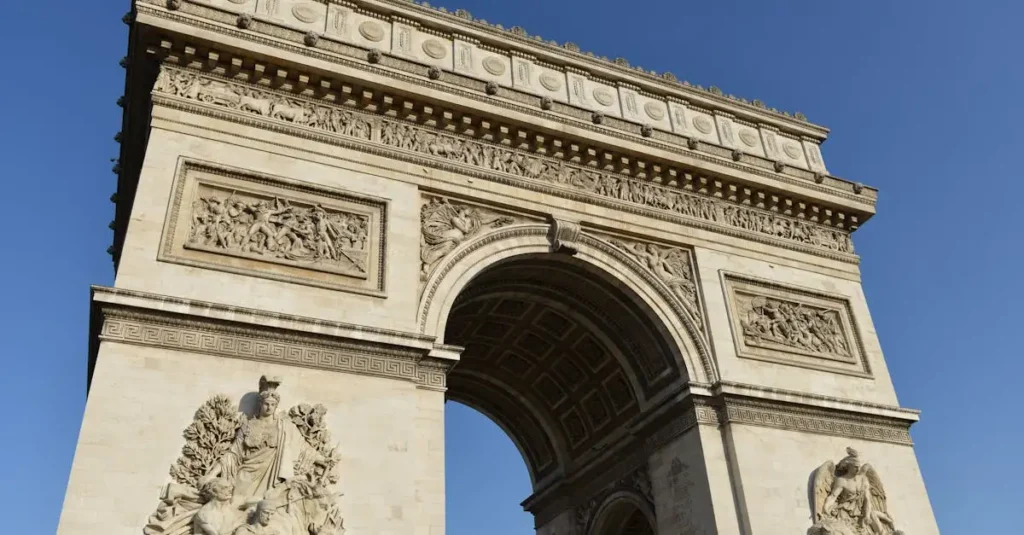 Kim był francuski generał, który pokonał koalicje w Europie?