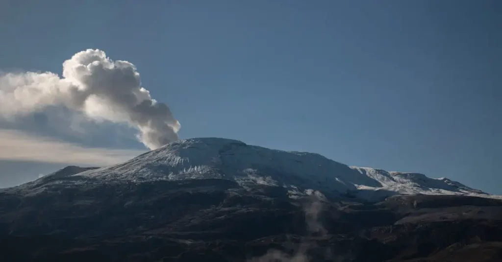Co wywołało erupcję wulkanu Nevado del Ruiz?